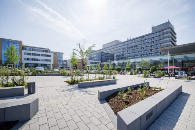 Gesundheits- und Krankenpflegerin (m/w/d), Operationstechnische Assistentin (m/w/d) oder Medizinische Fachangestellte (m/w/d) in Voll-/Teilzeit für die Endoskopie, 2. Bild